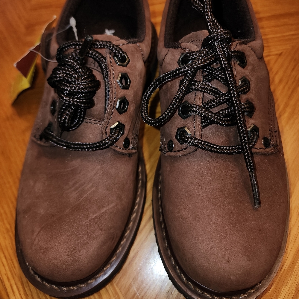Kids Size 3E Leather Shoes Non- Slip NEW